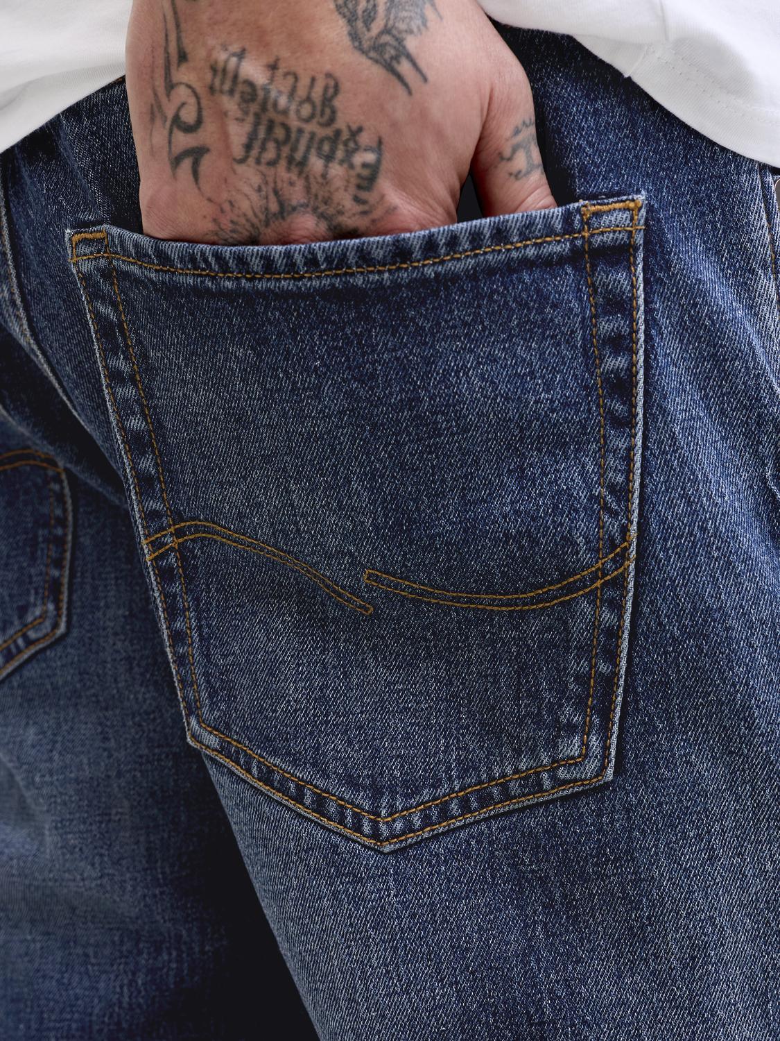 model_shot-detail